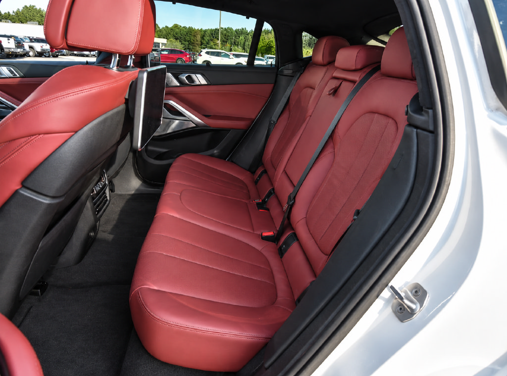 Used 2020 BMW X6 M50i w/ Executive Package AWD/4WD image 10