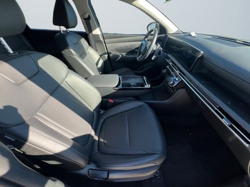 Certified 2025 Hyundai Tucson SEL image 18