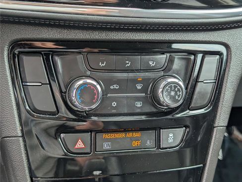 Used 2018 Buick Encore Preferred AWD/4WD image 24