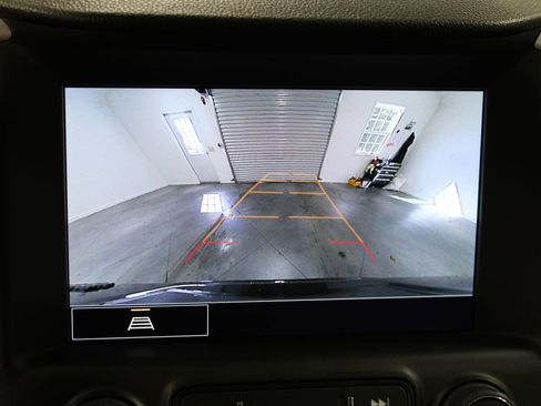 Used 2024 GMC Terrain SLT image 55