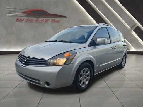 Used 2009 Nissan Quest S w/ Drivers Pkg image 2