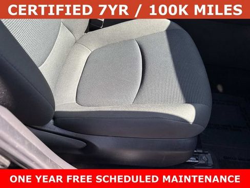 Used 2023 Toyota RAV4 LE AWD/4WD image 10