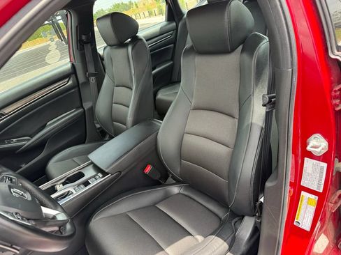 Used 2022 Honda Accord Sport image 10