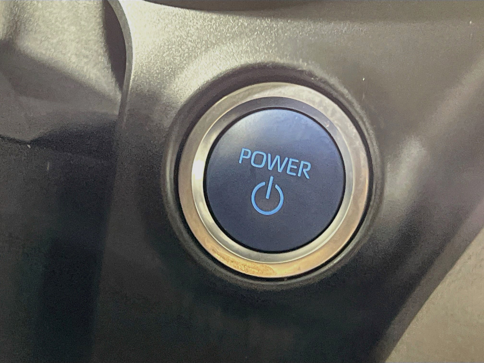 Used 2024 Toyota Sienna XLE FWD image 23