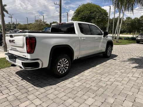 Used 2022 GMC Sierra 1500 AT4 w/ AT4 Premium Package AWD/4WD image 38