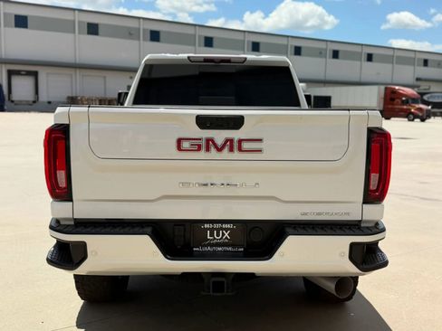 Used 2022 GMC Sierra 2500 Denali AWD/4WD image 10