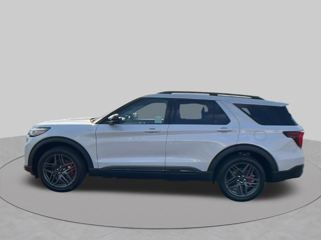 New 2026 Ford Explorer ST-Line w/ ST-Line Street Pack AWD/4WD image 6