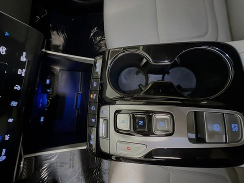 Used 2024 Hyundai Tucson Limited image 25