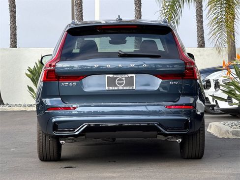 New 2026 Volvo XC60 B5 Ultra w/ Protection Package Premier image 4
