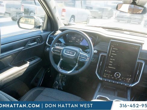 Used 2025 GMC Acadia Elevation image 15