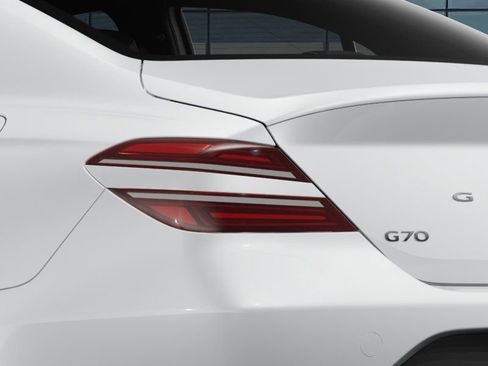 New 2026 Genesis G70 2.5T RWD image 10