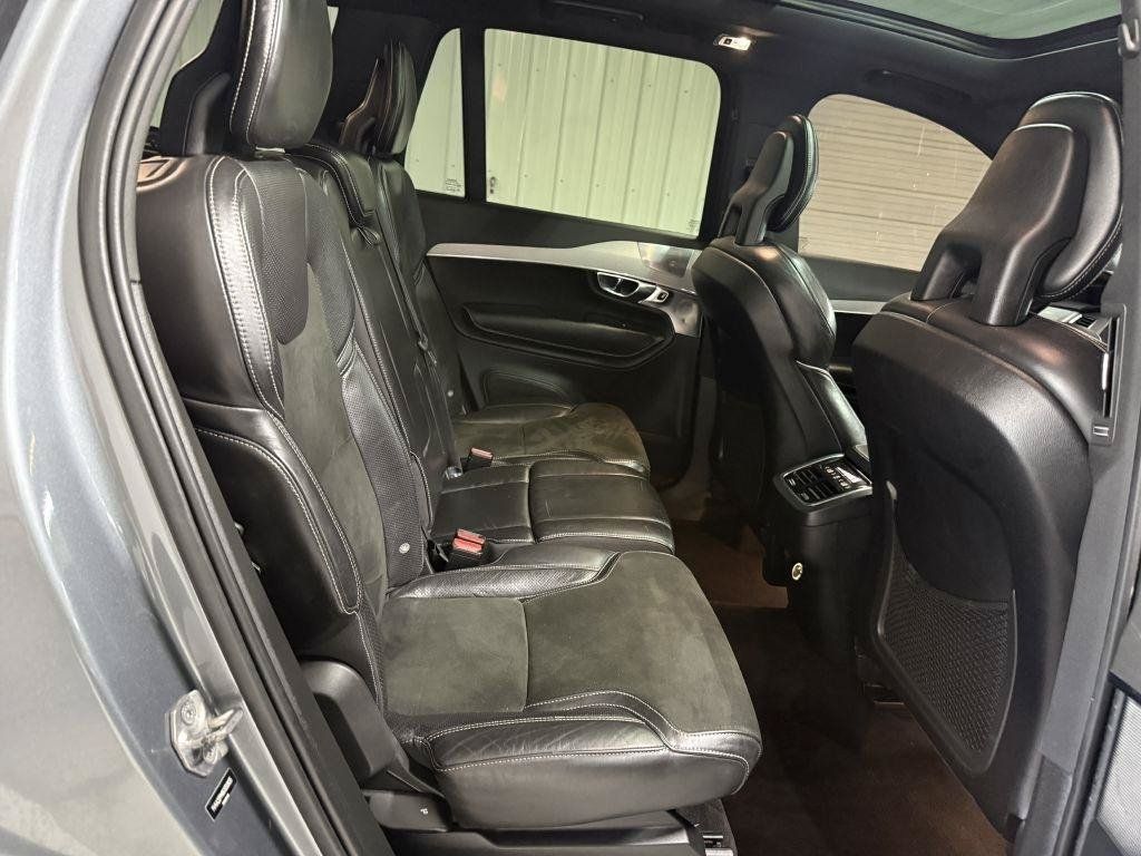 Used 2016 Volvo XC90 T6 R-Design w/ Protection Package Plus AWD/4WD image 32