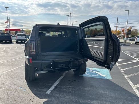 New 2026 GMC Hummer EV SUV AWD/4WD image 5