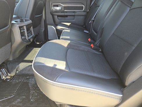 New 2026 RAM 5500 4x4 Crew Cab w/ Laramie Trim Package image 20