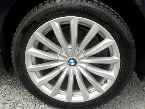 Used 2019 BMW 740i xDrive w/ Executive Package image 35