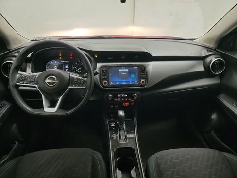 Used 2022 Nissan Kicks SV image 15