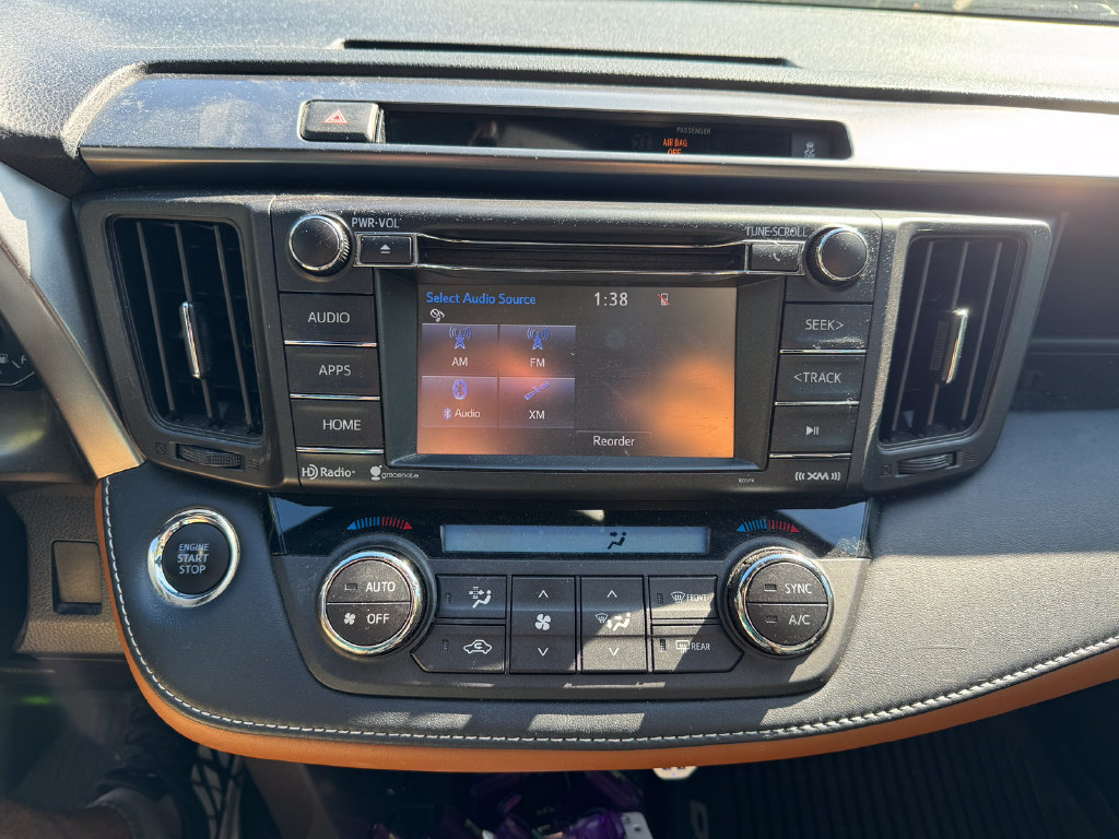 Used 2016 Toyota RAV4 SE AWD/4WD image 13