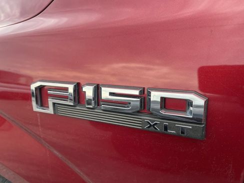 Used 2018 Ford F150 XLT w/ Equipment Group 302A Luxury AWD/4WD image 3