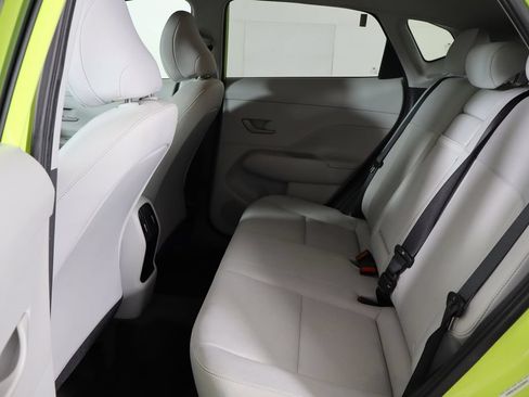 Used 2025 Hyundai Kona SEL AWD/4WD image 16