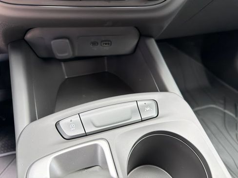 New 2026 Chevrolet Trax LS w/ LS Convenience Package FWD image 22