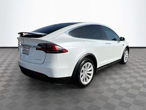Used 2019 Tesla Model X Long Range image 7