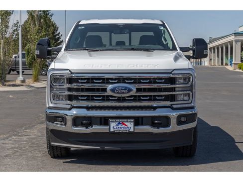 New 2025 Ford F350 Lariat image 8