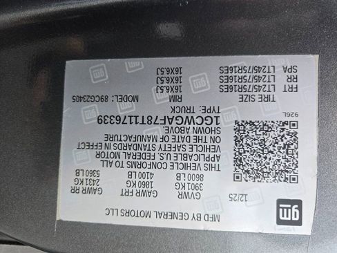 New 2026 Chevrolet Express 2500 w/ Driver Convenience Package image 13