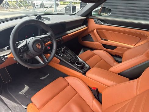 Used 2026 Porsche 911 Targa 4 GTS AWD/4WD image 4