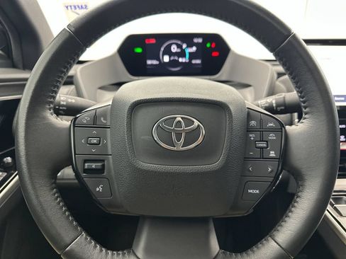 Used 2023 Toyota bZ4X FWD image 23