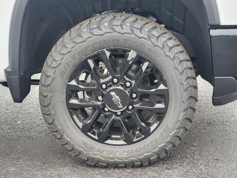 New 2026 Chevrolet Silverado 2500 LT w/ Trail Boss Package image 6