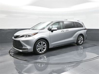 Certified 2023 Toyota Sienna Platinum