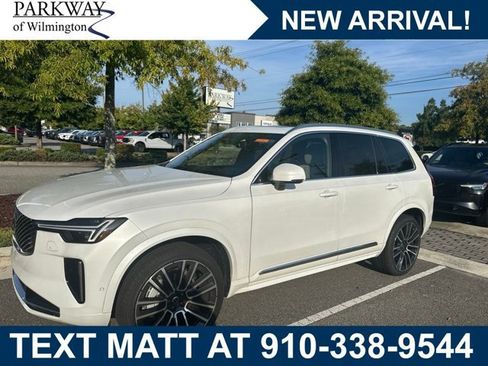 Used 2026 Volvo XC90 B6 Plus w/ Protection Package AWD/4WD image 1