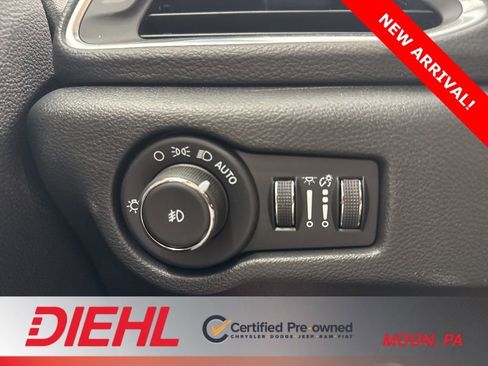 Used 2026 Chrysler Pacifica Limited w/ S Appearance Package image 29