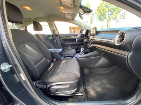 Used 2020 Kia Forte LXS image 15