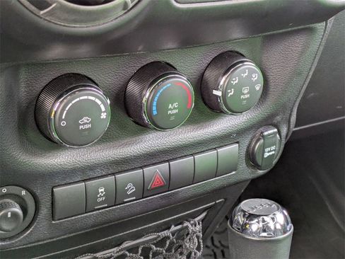 Used 2015 Jeep Wrangler Sport w/ Quick Order Package 24S image 22