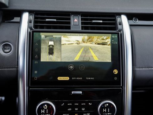 Used 2023 Land Rover Discovery S R-Dynamic image 30