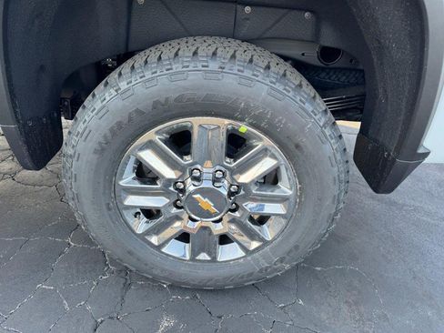 New 2026 Chevrolet Silverado 2500 High Country w/ High Country Premium Package image 6