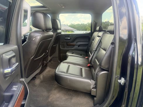 Used 2015 GMC Sierra 1500 SLT RWD image 16