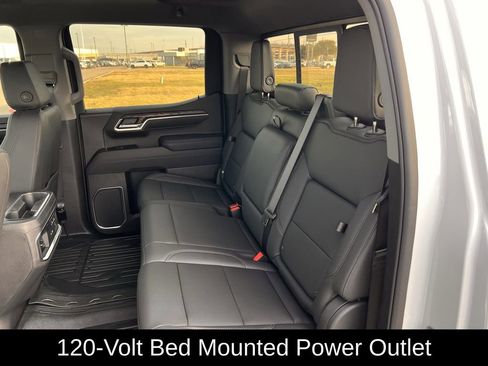 New 2026 GMC Sierra 1500 SLT image 26