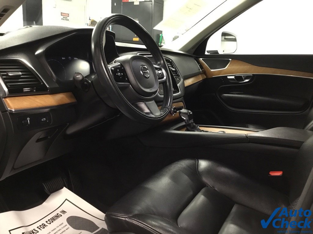 Used 2021 Volvo XC90 T6 Momentum AWD/4WD image 23
