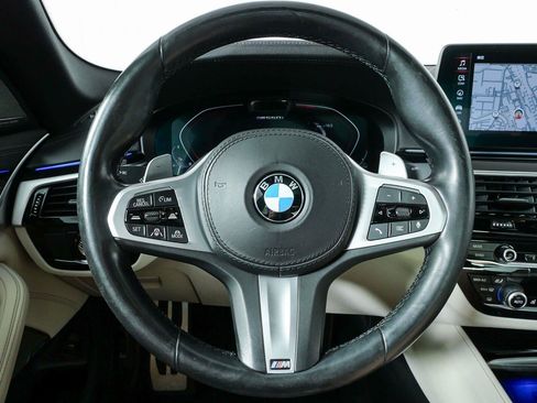 Used 2021 BMW M550i xDrive AWD/4WD image 10