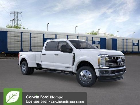New 2026 Ford F450 XLT image 1