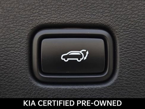 Certified 2025 Kia Sportage SX Prestige AWD/4WD image 12
