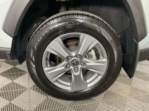 Used 2022 Toyota RAV4 XLE w/ Convenience Package image 34