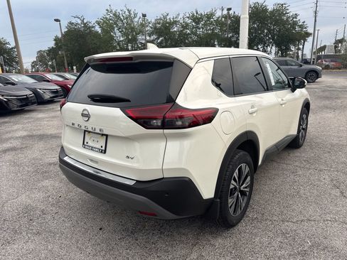 Certified 2023 Nissan Rogue SV FWD image 5