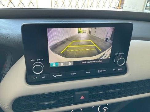 Certified 2025 Honda HR-V LX image 15