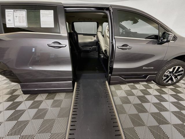 Used 2026 Honda Odyssey EX-L image 28