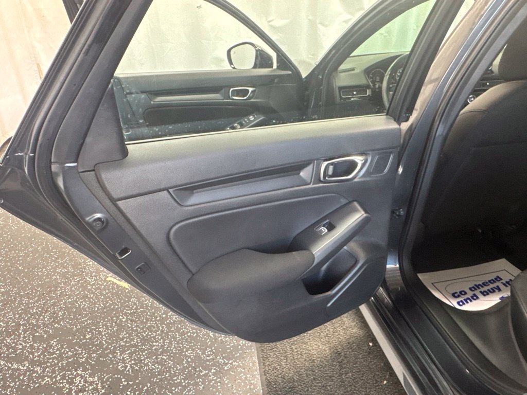 Used 2025 Honda Civic Sport image 29