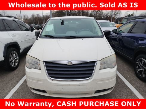 Used 2008 Chrysler Town & Country LX w/ Entertainment Group #1 image 3