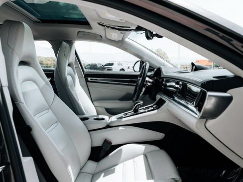 Used 2017 Porsche Panamera 4S AWD/4WD image 58